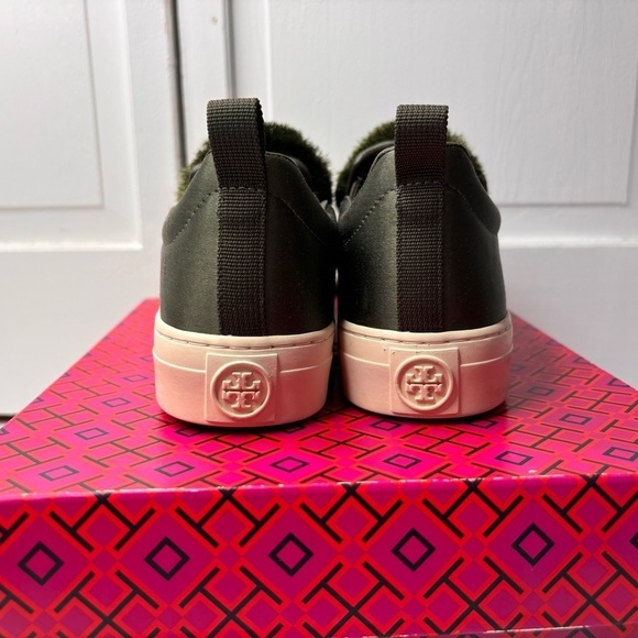 TORY BURCH Daphne Pom Pom Satin Luxe Platform Sneakers Size 6 - Picture 7 of 8